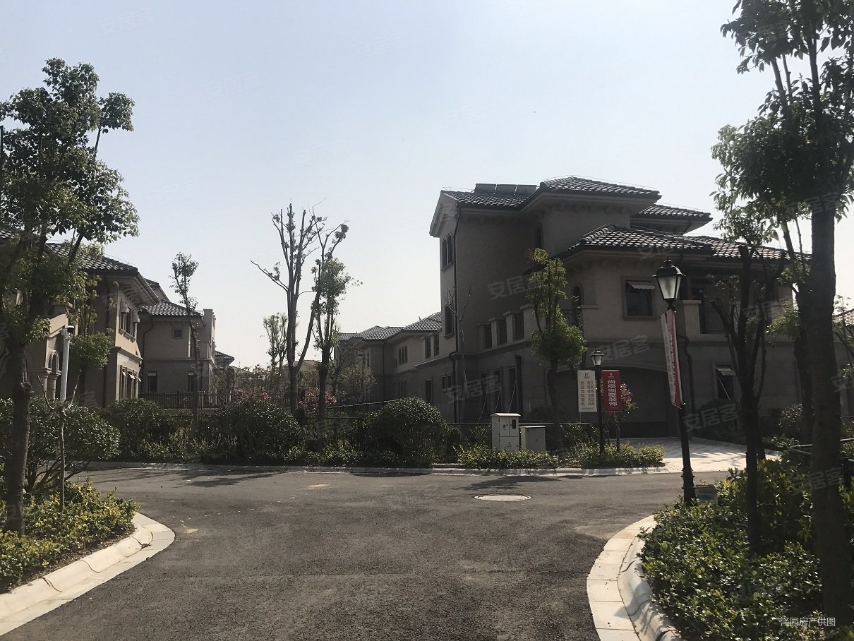 急售紫金山独栋别墅阳光聚宝山庄美林墅占地116亩