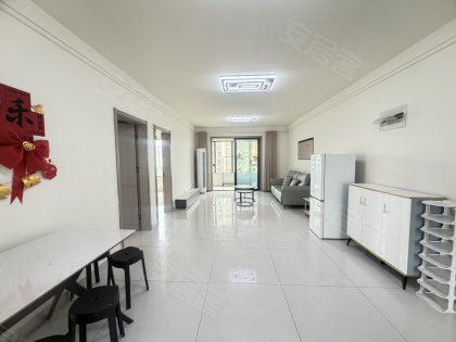 龙溪苑精装三室_房东自住装修_全屋瓷砖手打衣柜_民水民电