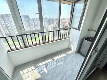 中安创谷旁_原始主卧大阳台_可短租_近讯飞小镇_青龙岗地铁口