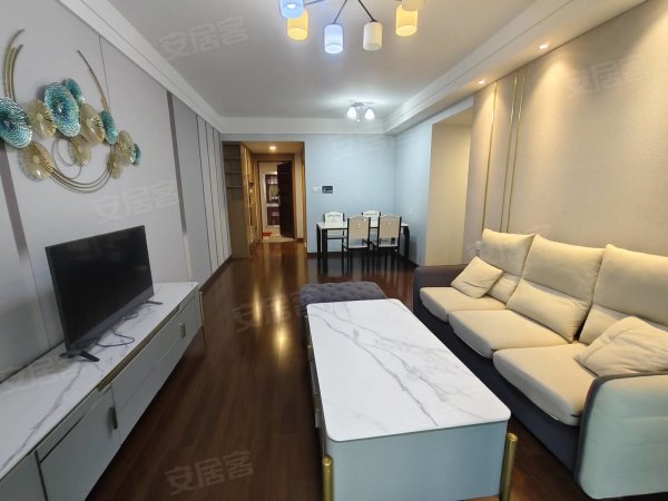 时光印象精装三室_家具家电齐全_拎包入住_次新小区_环境好