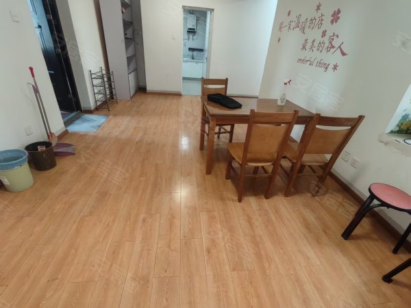 淮合花园B区_电梯房_淮合小学_润宜家超市_国际陆港天河游园