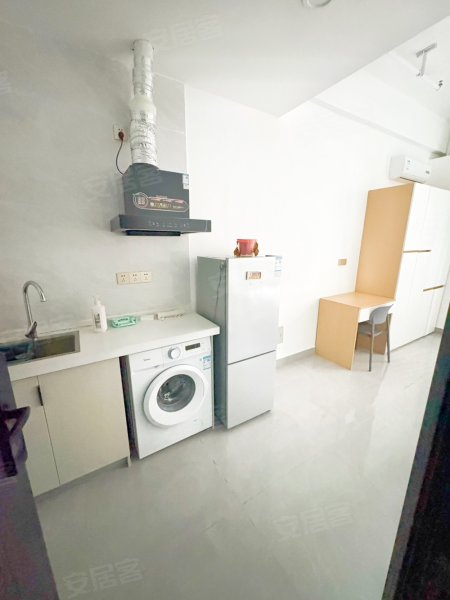 滨湖顺园南区C座商办楼_精装修_电梯房各大银行基地云谷创新园