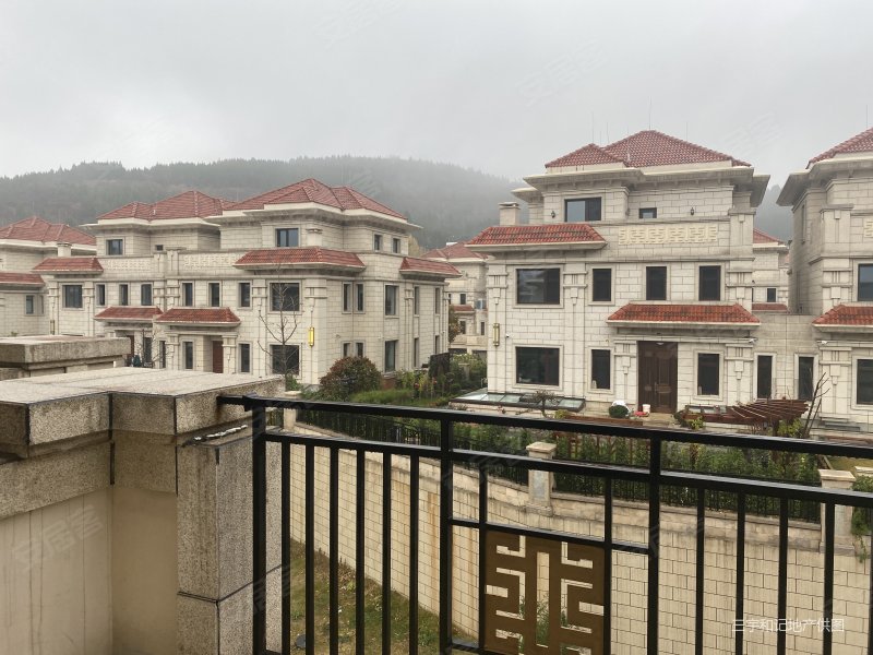 名悦山庄别墅