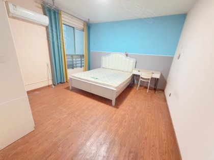 押一付一拎包入住无中介费