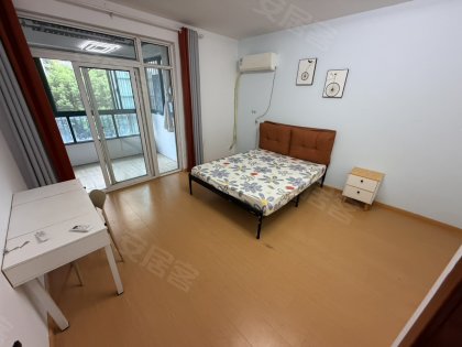 大阳台主卧！三十五中旁_近蜀山西地铁口_卧室一样大_居住舒适