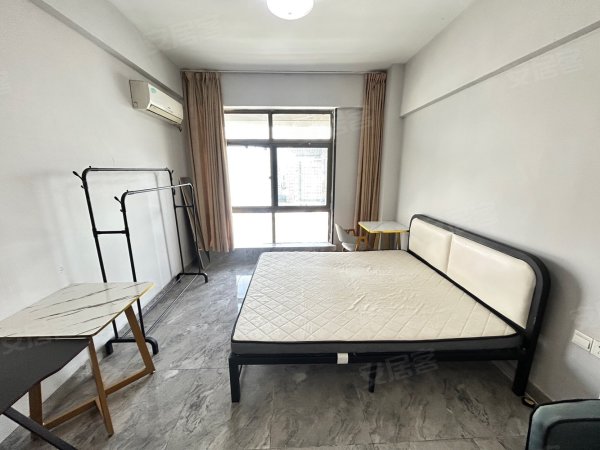 翠微苑商业大厦_1室1厅1卫__电梯房_精装修40平米