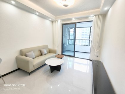云川雅筑B区整租一室加衣帽间，可做两室，近地铁口，手慢无