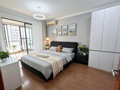 可短租月付）押一付一）封闭落地窗）方圆荟，滨湖医院金融港人保
