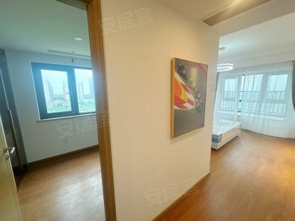 小套内带衣帽间）原始户型）超大卫生间）近方圆荟_滨湖医院）