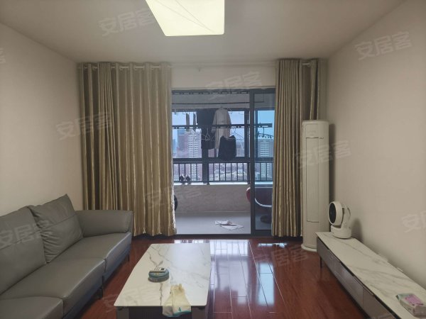 蜀西湖旁祥源金港湾4室出租，出行方便生活配套齐全可拎包入住