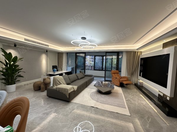 禹洲绿城兰园(C区)_押一付一可短租近骆岗_南北通透阳光充足