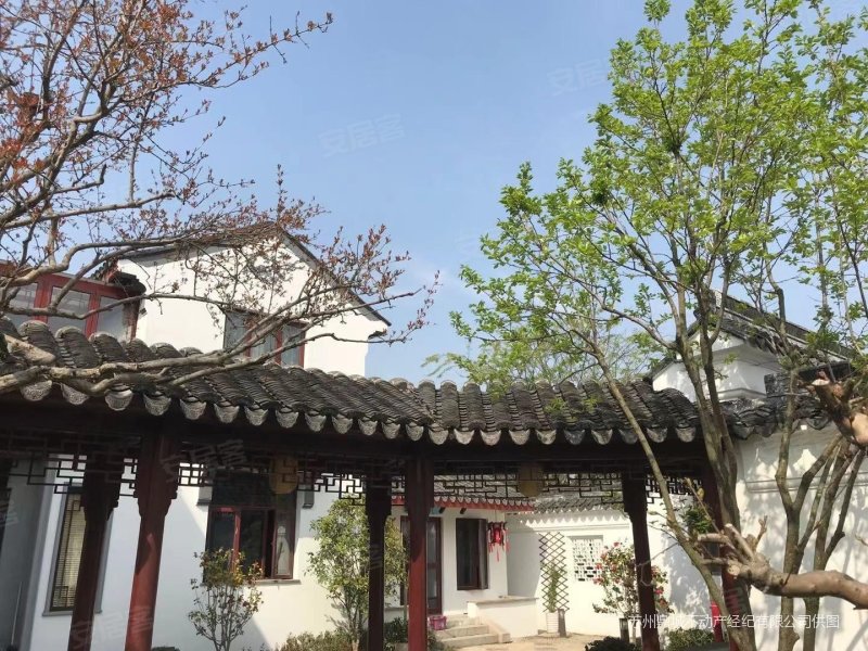 平湖瑞园园林式别墅精装修房东急售院子1亩多