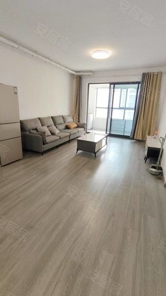 和悦云庭中装三室两厅出租__家具家电齐全__随时看房入住