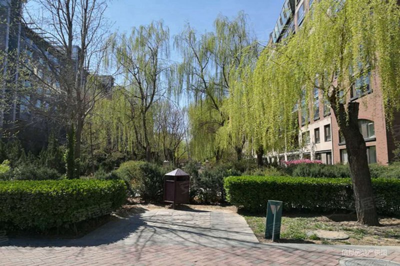 阳光上东