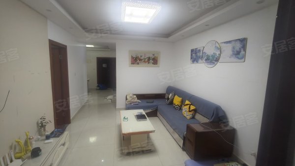 中国铁建国际城桂园_精装修_3室2厅1卫_电梯房