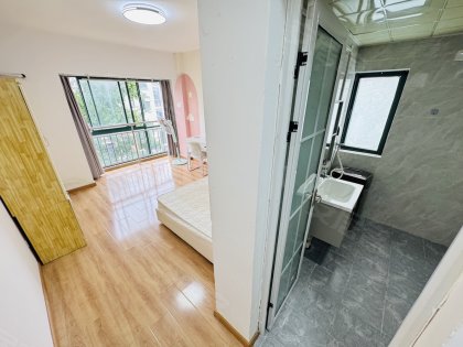 大学城簋街！原户型主卧独卫！押一付一民用水电！近星达城有多套