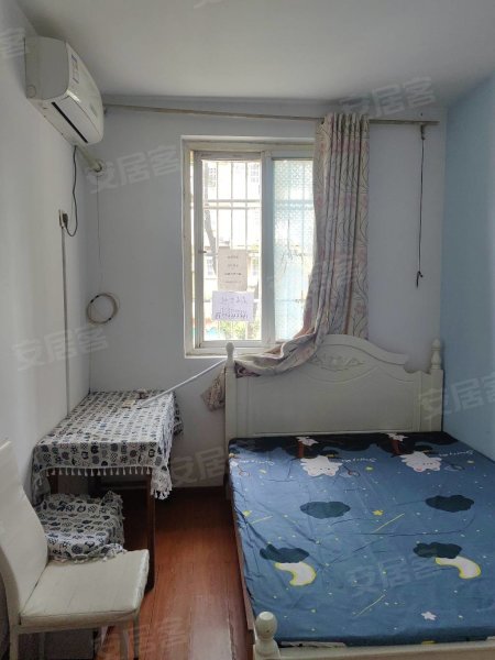 福禄园二楼单间价格可谈，适合住家，情侣，单身，长短租都行。