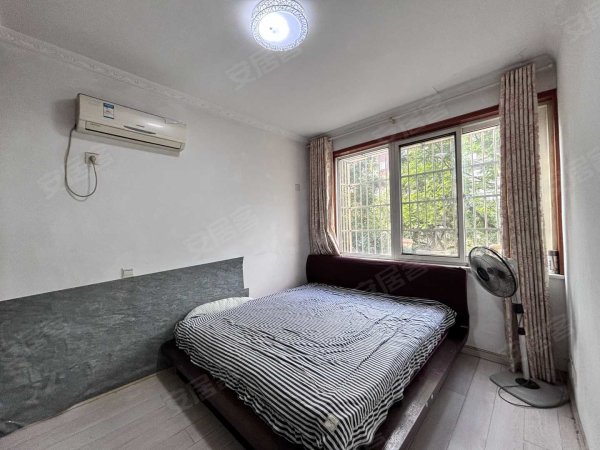 双地铁线_格兰云天三期_电梯精装三室_拎包入住随时看房