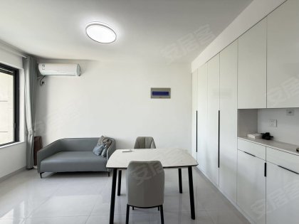 全屋定制衣柜_房东自住房_华府城隍庙_北五里井金都华庭可月付