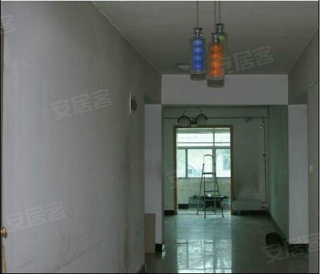 西安黄河厂9街坊二手房,2室2厅1卫,101平米,价