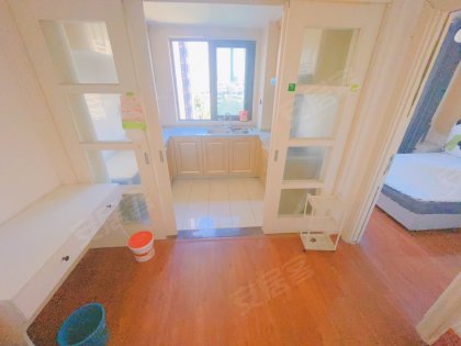 安医大二附院地铁口！港澳广场！可燃气做饭！小客厅！中环城！