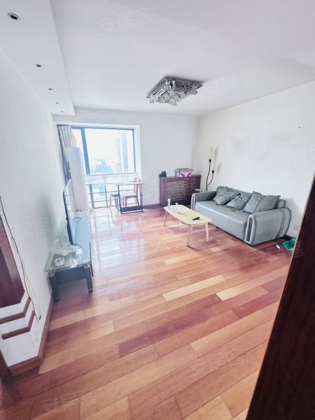 天骄华庭拓基城市广场三室两厅两卫出租，家具家电齐全，拎包入住