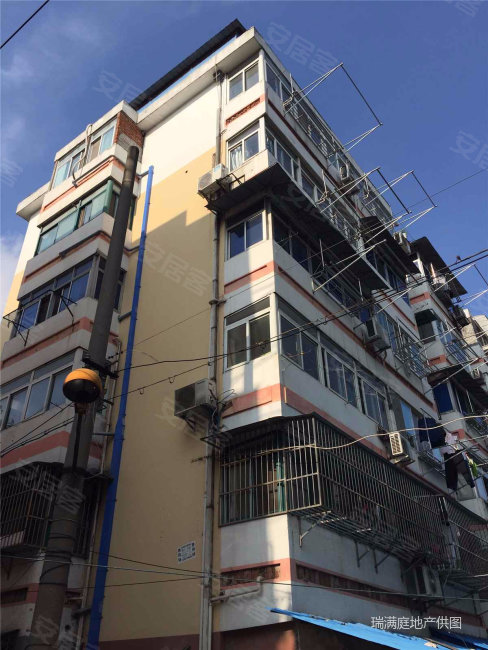 30平大院子 超低总价出价就卖 2房 房已订 急售 随时看,秦虹小区集虹