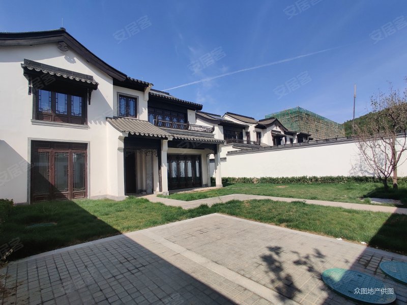 绿城和园新中式别墅现房带200平大院房主配合满两年过户
