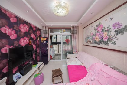 上城国际新界__精装2房_自住装修__家电齐全_看房方便