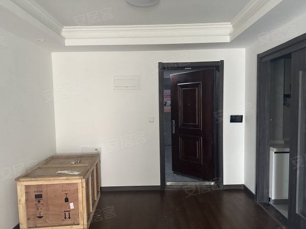中建开元御湖公馆_3室2厅1卫__电梯房_精装修97平米