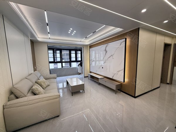 近骆岗公园_黄河路地铁口_合肥体院包河工业园_新语华庭精装