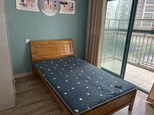 东海精工社(东海花园四期)_3室2厅1卫__电梯房_精装修