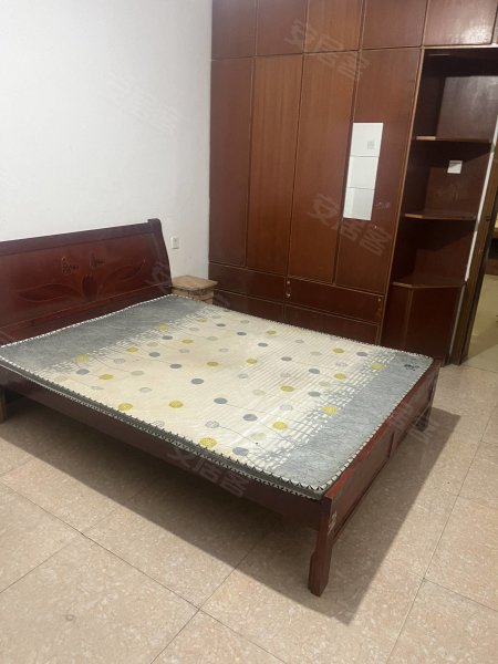 美湖小区_一楼_两室一厅_家具家电齐全_随时看房_户型好
