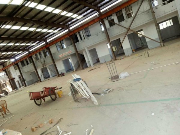 奉城镇4600独门独院可做家具,可分租厂房出租