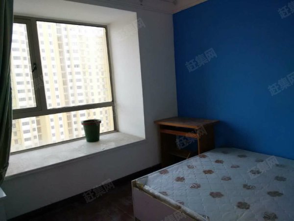 【8图】电厂路华强超市附近托斯卡纳精装主卧