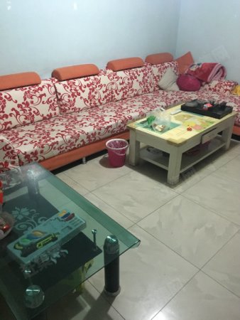 【4图】尖草坪迎新街 兴安苑 精装二层 