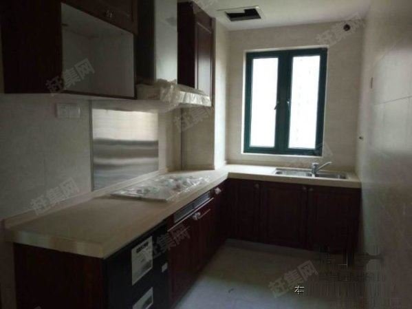 【16图】小区中间,靠近内湖,景观房。中间楼层