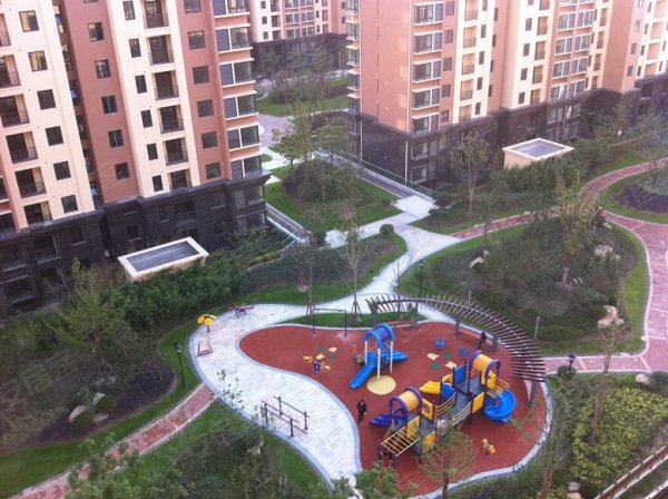 最好的铁路小区 600x600.jpg