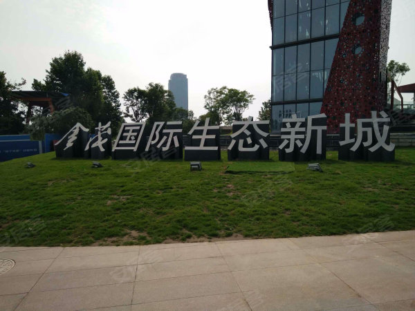 360万方中央轨道站公园名称旁带巴蜀小学和八所有小学商圈图片