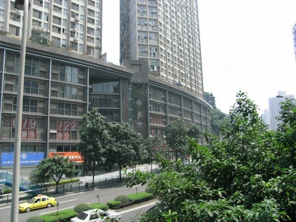 帝豪丽都,红旗河沟租房,红旗河沟 紧邻地铁 出行