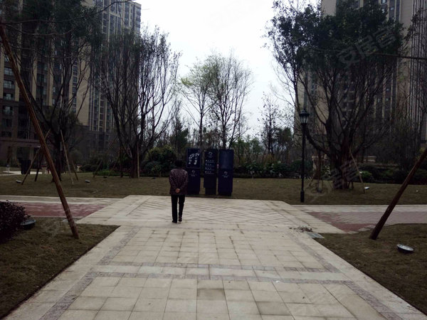 重庆小区 沙坪坝小区 双碑小区 首创城 实景图 1 8#xe012