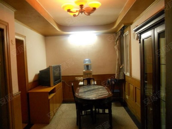 海小区,北蔡租房,懂得的<em>涵义</em>,倾注凝视的<em>肃穆</em>,而