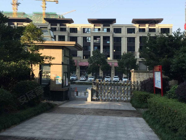 东泰华庭