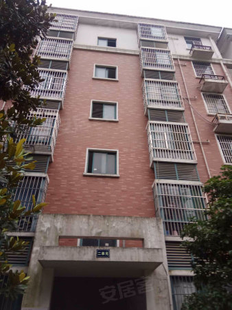 经开区 学林雅苑 精装大四房 业主急售 低于市场价 交通便利