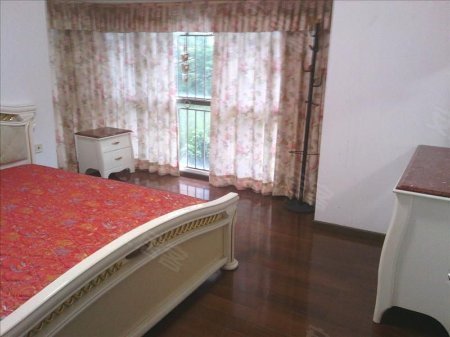 宏发雍景城,光明租房,别墅区的豪宅,随时看房,抢