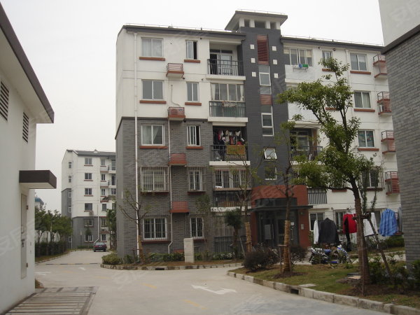 上海小区 宝山小区 大场小区 东华苑 实景图 1