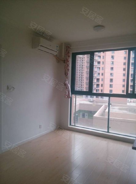 上海裕花园,易买得租房,找房就要找个舒适温馨