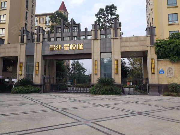 昌建期房 年底交房 摇号都要5800到6300 房东急用钱
