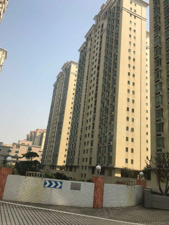 笋盘推荐 明珠家园精装四房 豪送全屋家私家电 赶紧约我看房