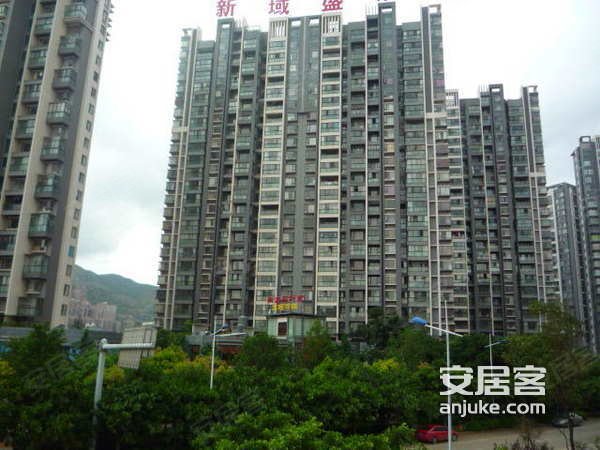 春城慧谷,高新区租房,房子精装修。98平米,2*2